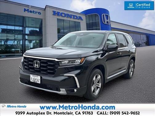 Crystal Black Pearl 2024 Honda Pilot