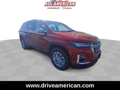 Cherry Red Tintcoat 2022 Chevrolet Traverse LT Leather