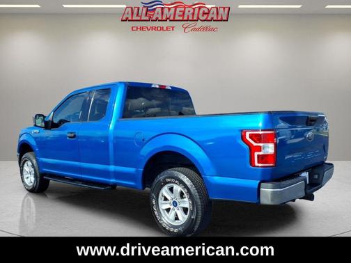 Velocity Blue Metallic 2019 Ford F-150 XLT