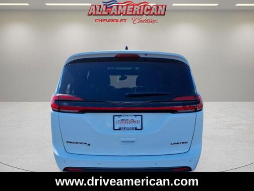 Bright White Clearcoat 2025 Chrysler Pacifica Limited
