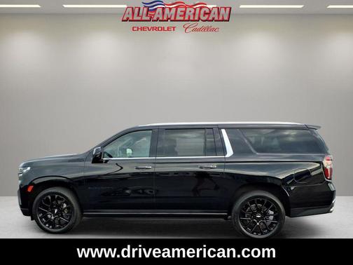 Black 2023 Chevrolet Suburban 4WD High Country