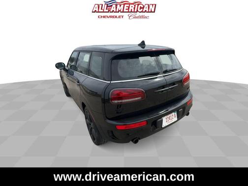 Midnight Black Metallic 2022 MINI Clubman Cooper S ALL4