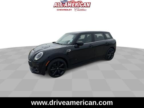Midnight Black Metallic 2022 MINI Clubman Cooper S ALL4