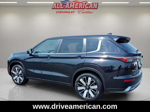 Cosmic Blue Metallic 2025 Mitsubishi Outlander SE S-AWC