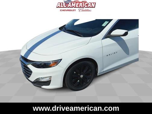 Summit White 2023 Chevrolet Malibu FWD 1LT