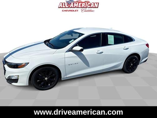 Summit White 2023 Chevrolet Malibu FWD 1LT