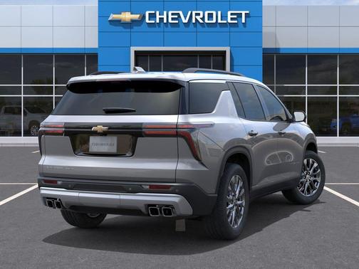 Sterling Gray Metallic 2026 Chevrolet Traverse LT