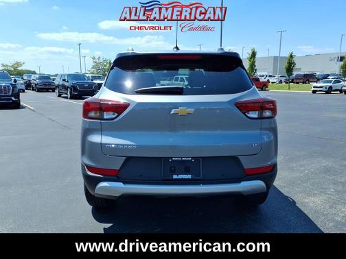 Sterling Gray Metallic 2026 Chevrolet Trailblazer LT