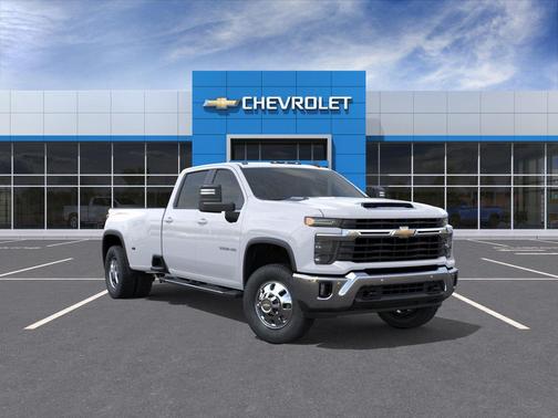 Summit White 2026 Chevrolet Silverado 3500 LT