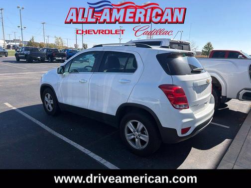 Summit White 2020 Chevrolet Trax LT