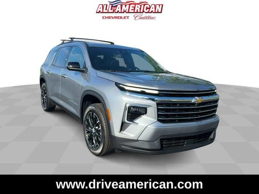 Sterling Gray Metallic 2025 Chevrolet Traverse LT