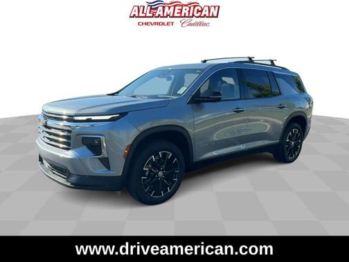 Sterling Gray Metallic 2025 Chevrolet Traverse LT