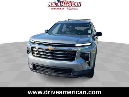 Sterling Gray Metallic 2025 Chevrolet Traverse LT