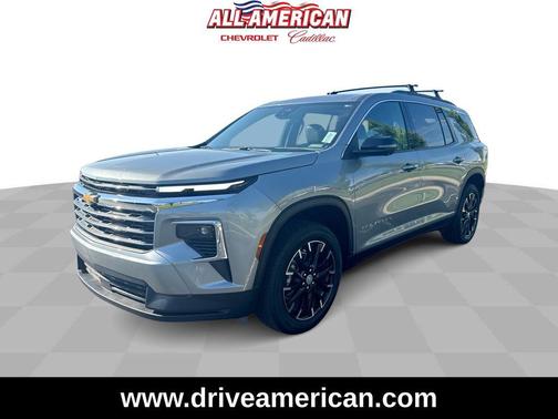Sterling Gray Metallic 2025 Chevrolet Traverse LT
