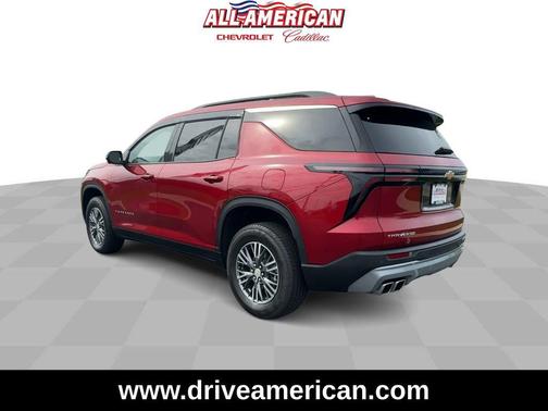 Radiant Red Tintcoat 2024 Chevrolet Traverse LT