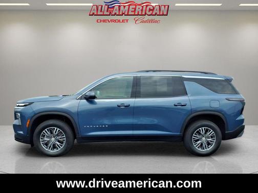 Lakeshore Blue Metallic 2025 Chevrolet Traverse LT