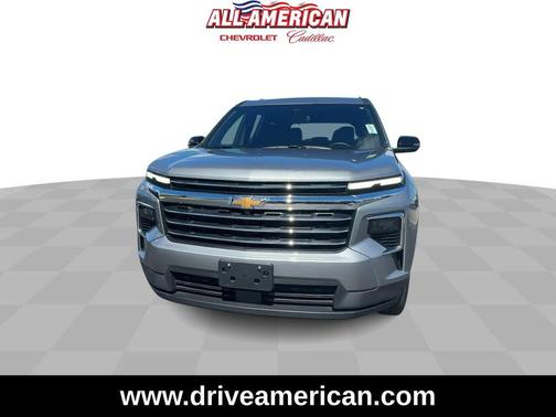 Sterling Gray Metallic 2026 Chevrolet Traverse LT