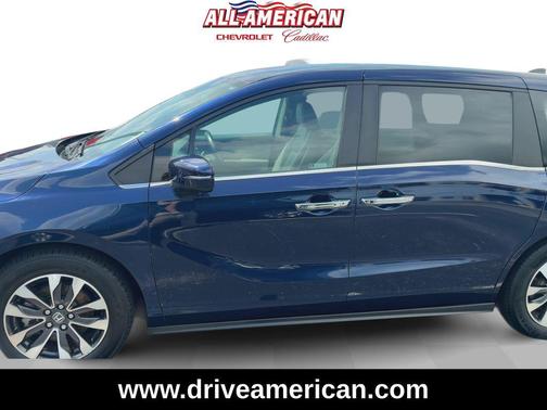 Crystal Black Pearl 2024 Honda Odyssey EX-L