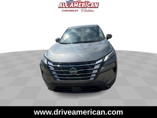 Gun Metallic 2025 Nissan Rogue SV