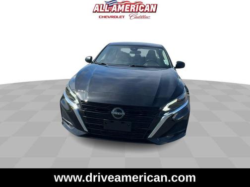 Super Black 2025 Nissan Altima 2.5 SV