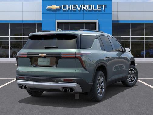 Trillium Green Metallic 2027 Chevrolet Traverse LT