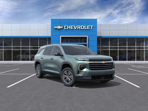 Trillium Green Metallic 2027 Chevrolet Traverse LT