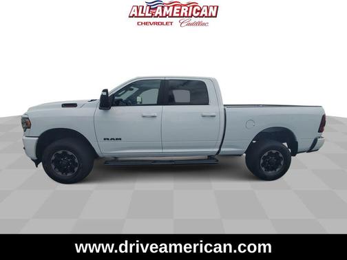 Bright White Clearcoat 2024 RAM 2500 Big Horn Crew Cab 4x4 6'4' Box