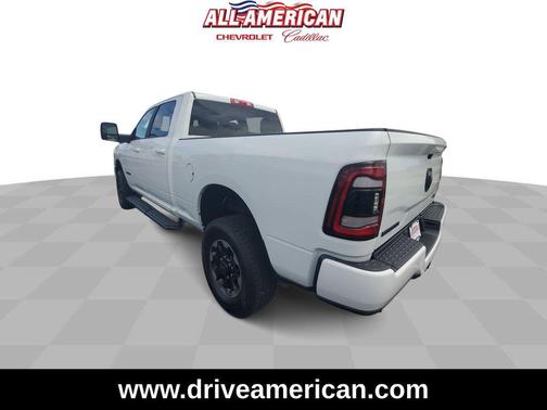 Bright White Clearcoat 2024 RAM 2500 Big Horn Crew Cab 4x4 6'4' Box