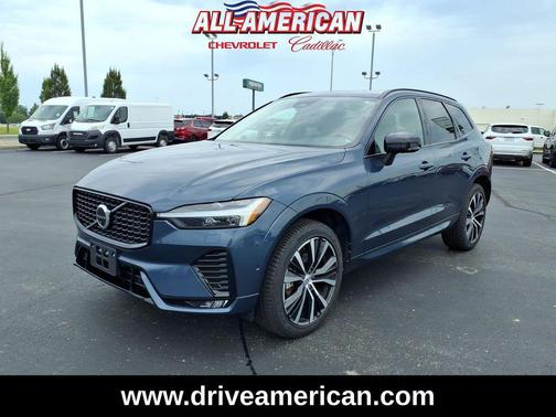 Denim Blue Metallic 2024 Volvo XC60 B5 Plus Dark Theme