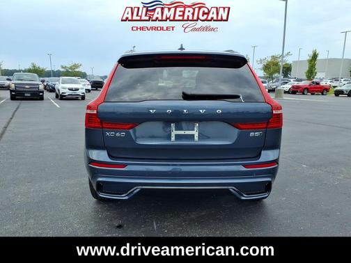 Denim Blue Metallic 2024 Volvo XC60 B5 Plus Dark Theme