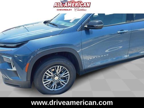 Lakeshore Blue Metallic 2026 Chevrolet Traverse LT