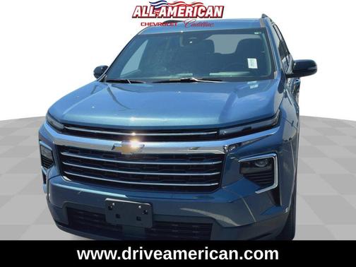 Lakeshore Blue Metallic 2026 Chevrolet Traverse LT