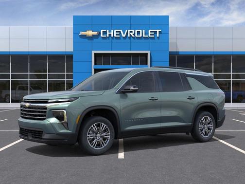 Trillium Green Metallic 2027 Chevrolet Traverse LT
