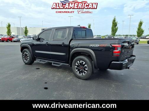 Super Black 2023 Nissan Frontier PRO-4X