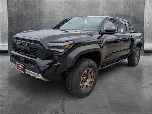 2025 Toyota Tacoma Hybrid Trailhunter Hybrid