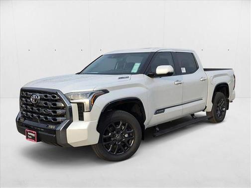 2025 Toyota Tundra Hybrid Platinum