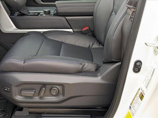 2025 Toyota Tundra Hybrid Platinum