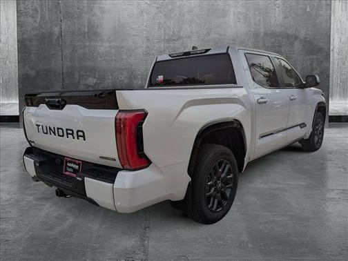 2025 Toyota Tundra Hybrid Platinum