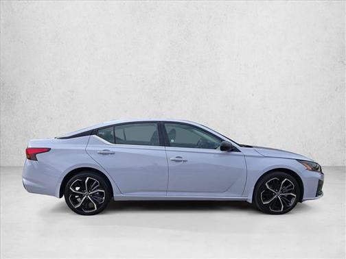 Gray Sky Pearl 2025 Nissan Altima SR AWD