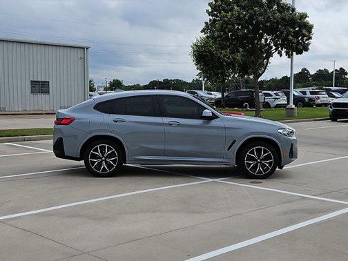 Brooklyn Grey Metallic 2023 BMW X4 xDrive30i