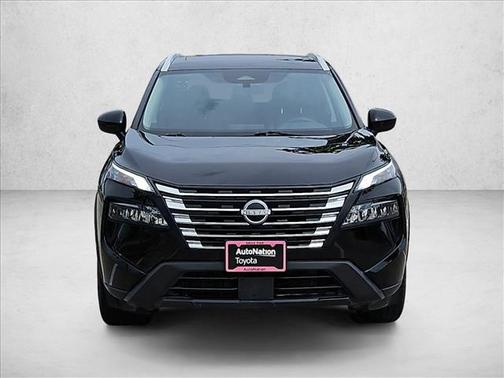 Super Black 2025 Nissan Rogue SV