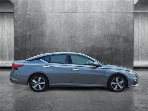 2021 Nissan Altima 2.5 SL