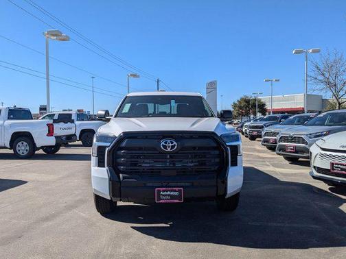 2025 Toyota Tundra SR