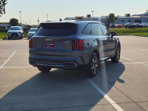 2022 Kia Sorento S
