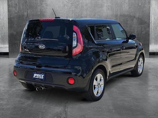 2017 Kia Soul Base