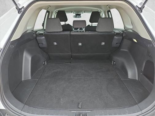 Ice Cap 2025 Toyota RAV4 XLE
