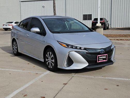 2022 Toyota Prius Prime LE