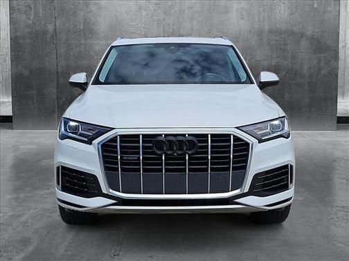 2022 Audi Q7 55 Premium