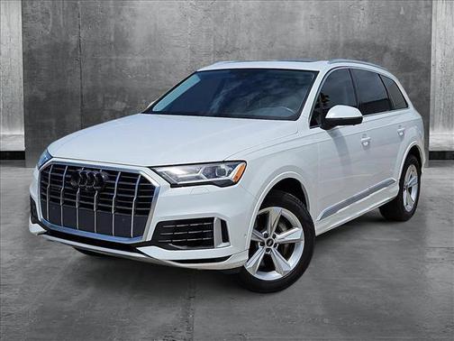 2022 Audi Q7 55 Premium