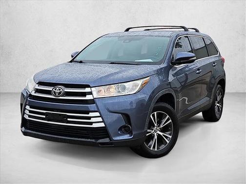2019 Toyota Highlander LE I4